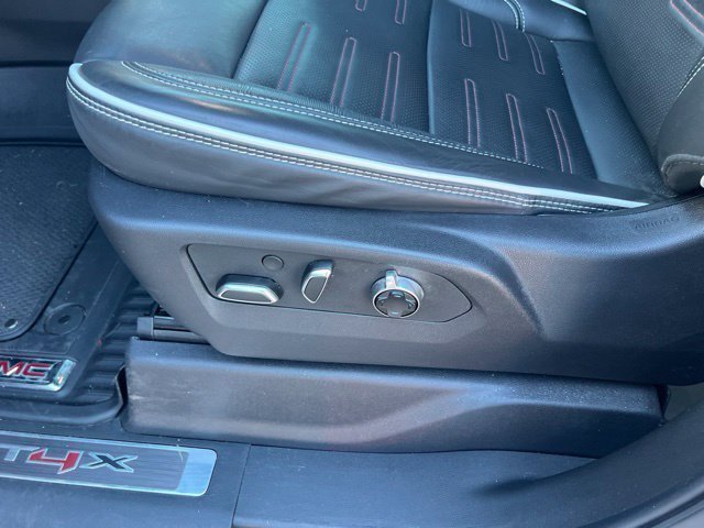 Used 2025 GMC Sierra 1500 AT4X AWD/4WD image 28