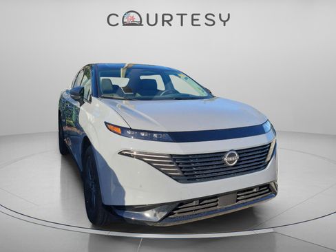 Used 2025 Nissan Murano Platinum w/ Cargo Package image 9