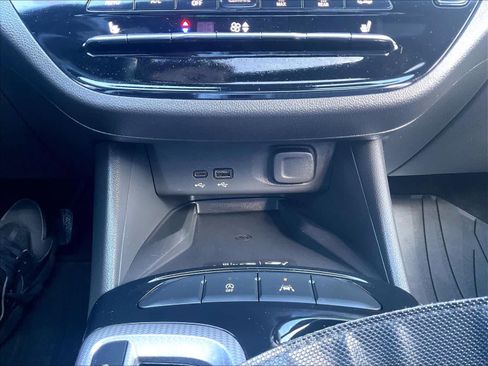 Used 2024 Buick Envista Avenir image 26