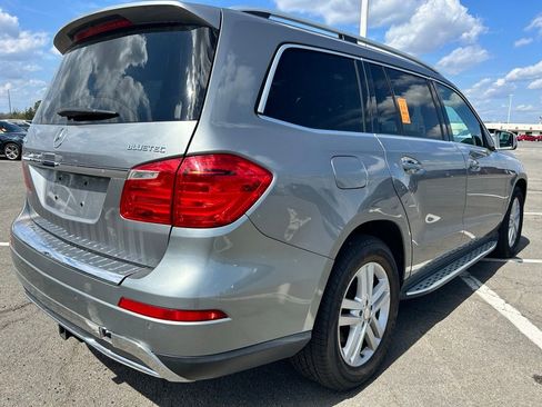 Used 2016 Mercedes-Benz GL 320 BlueTEC 4MATIC image 4