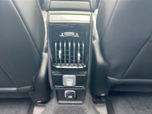 New 2025 Jeep Compass Limited w/ Sun & Sound Group AWD/4WD image 18