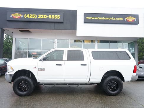 Used 2016 RAM 2500 Tradesman w/ Chrome Appearance Group image 2
