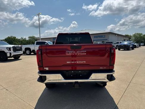Used 2024 GMC Sierra 2500 SLT AWD/4WD image 6