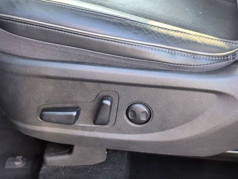 Used 2022 Hyundai Santa Fe SEL w/ Convenience + Premium Package FWD image 19