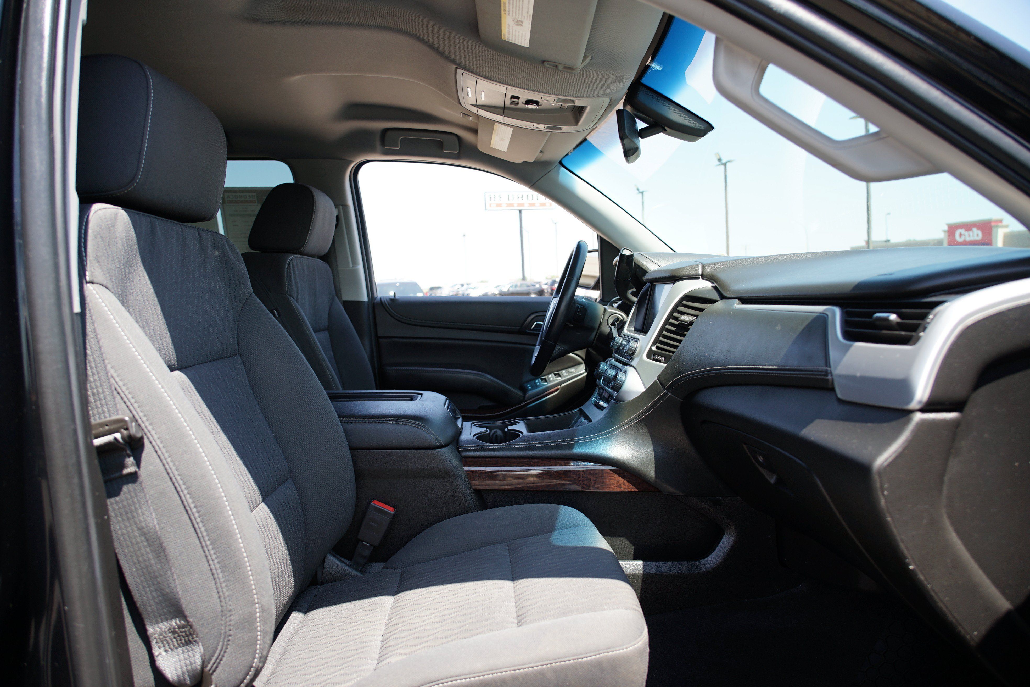 Used 2019 GMC Yukon XL SLE w/ SLE Value Package AWD/4WD image 12