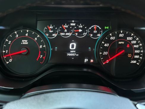 Used 2017 Chevrolet Camaro SS RWD image 45