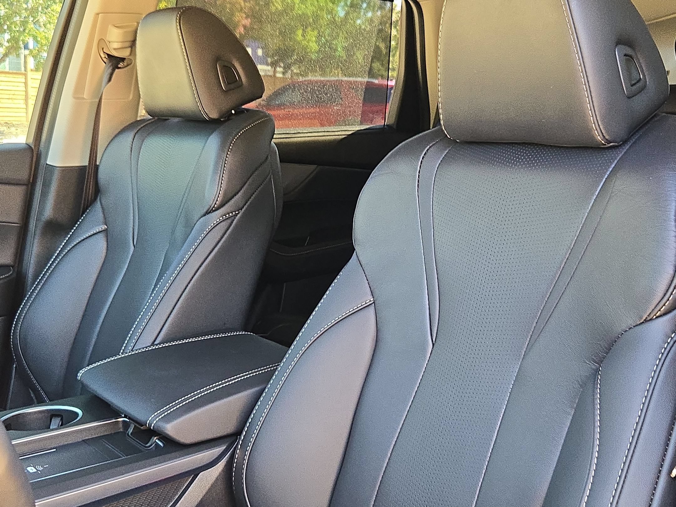 Certified 2026 Acura MDX w/ Technology Package FWD image 13