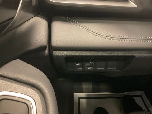 Certified 2025 Subaru Legacy Limited image 16