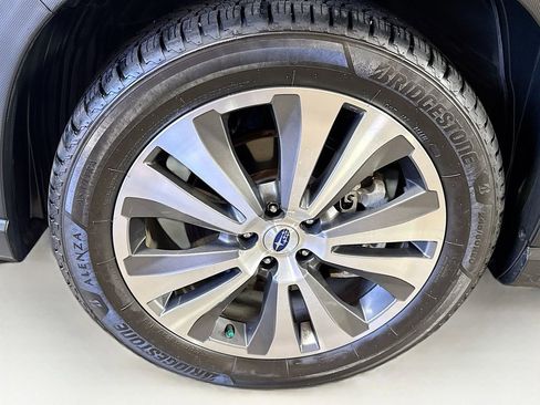 Used 2019 Subaru Ascent Premium image 41