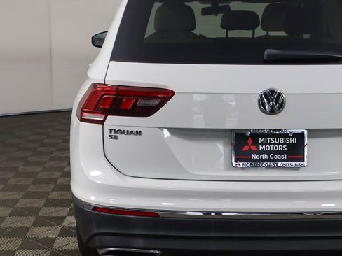 Used 2018 Volkswagen Tiguan SEL image 13