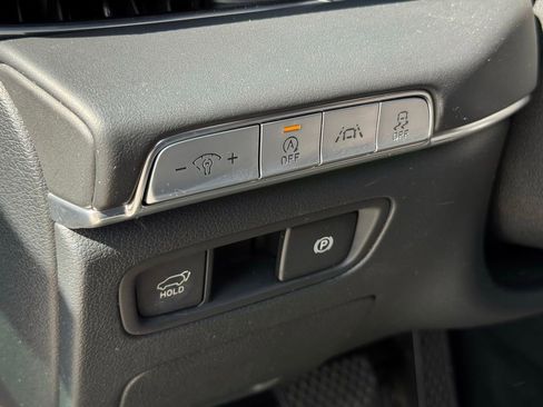 Used 2021 Genesis GV80 2.5T w/ Advanced Package 03 image 31