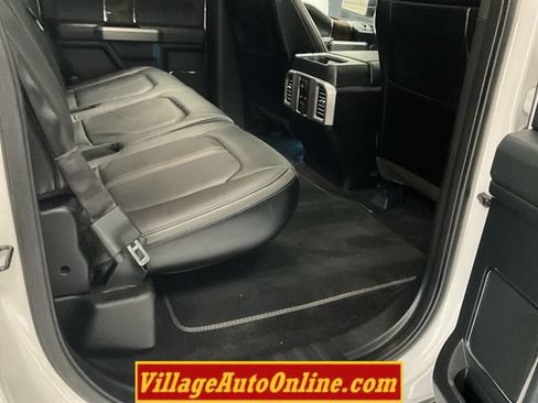Used 2016 Ford F150 Platinum w/ Equipment Group 701A Luxury AWD/4WD image 35