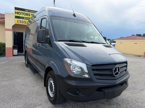 Used 2018 Mercedes-Benz Sprinter 2500 image 10