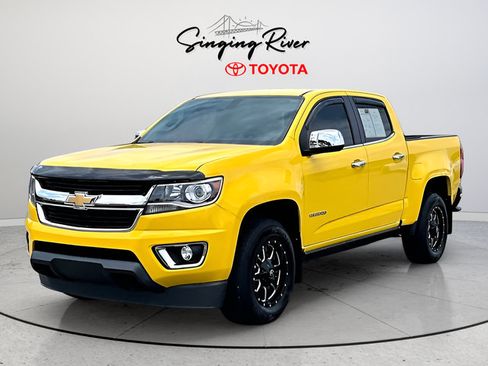 Used 2015 Chevrolet Colorado LT w/ Luxury Package RWD image 3