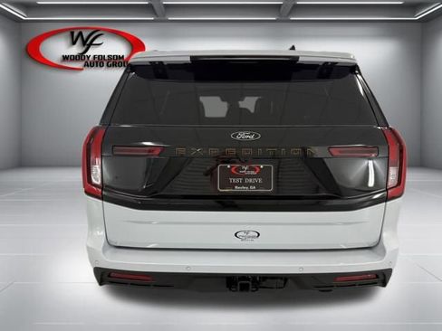 New 2026 Ford Expedition Tremor image 7