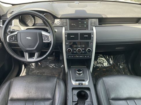Used 2019 Land Rover Discovery Sport SE AWD/4WD image 13