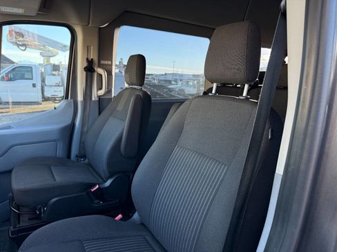 Used 2017 Ford Transit 350 XLT image 18