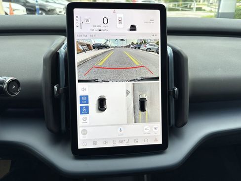 New 2026 Volvo EX30 Cross Country Ultra image 10