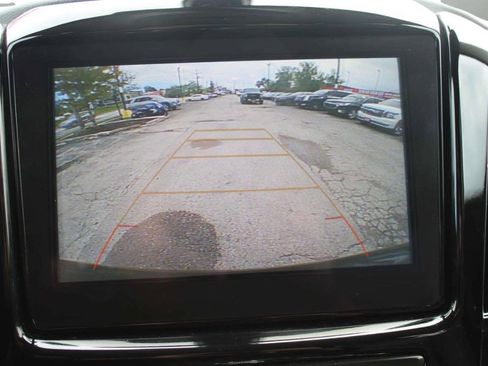 Used 2019 Chevrolet Traverse LT AWD/4WD image 37