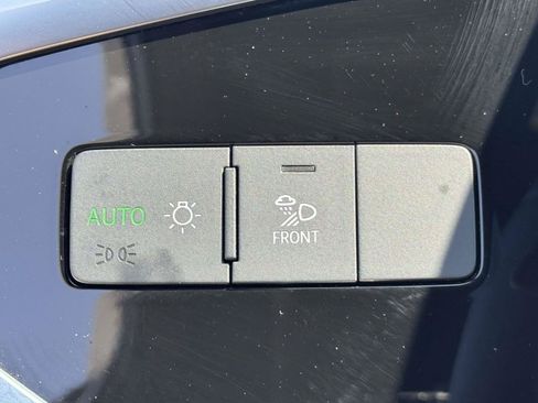 Used 2025 Audi Q3 2.0T Premium AWD/4WD image 11