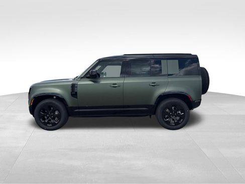 New 2026 Land Rover Defender 110 X-Dynamic SE AWD/4WD image 2