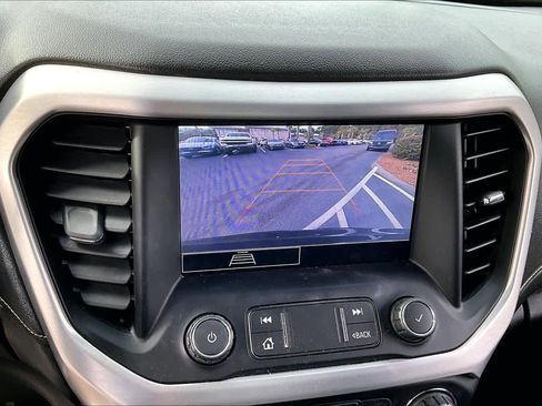 Used 2020 GMC Acadia SLE w/ LPO, Floor Liner Package image 25