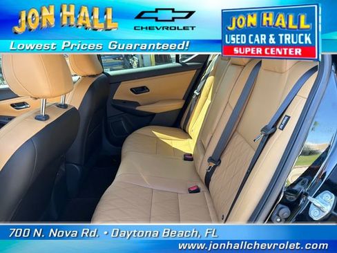 Used 2025 Nissan Sentra SV w/ SV Premium Package FWD image 23