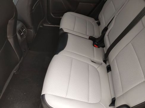New 2024 Ford Escape SE FWD image 20
