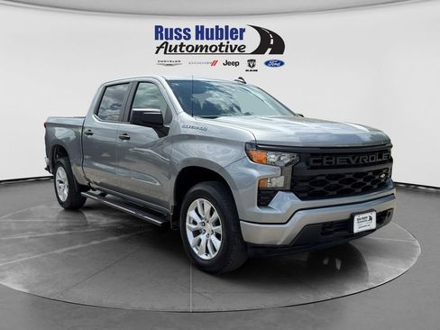 Used 2023 Chevrolet Silverado 1500 Custom AWD/4WD image 9