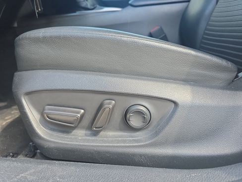 Used 2022 Toyota Camry SE FWD image 26