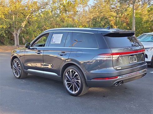 Used 2023 Lincoln Aviator Reserve w/ Equipment Group 201A image 3