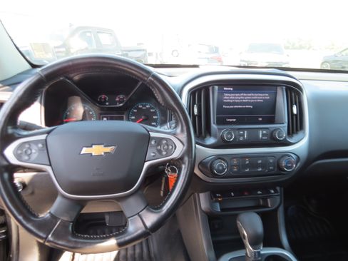 Used 2022 Chevrolet Colorado LT w/ Fleet Safety Package RWD image 15