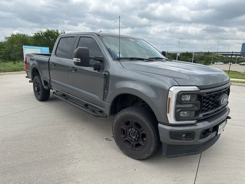 Used 2024 Ford F250 XL w/ STX Appearance Package image 5