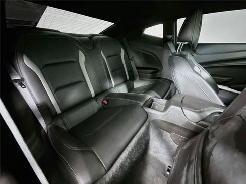 Used 2023 Chevrolet Camaro SS RWD image 27