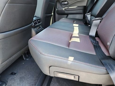 New 2026 Honda Ridgeline Black Edition image 13