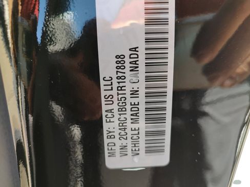 New 2026 Chrysler Pacifica Select image 35