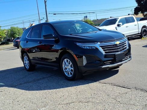 Used 2023 Chevrolet Equinox LT AWD/4WD image 7