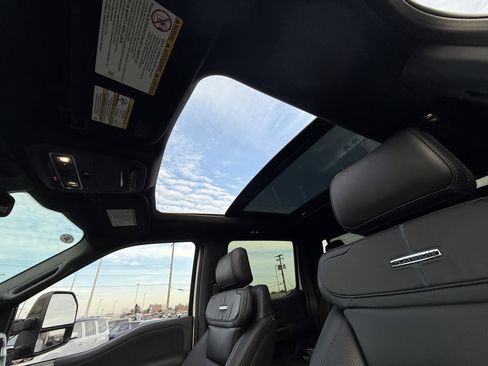 Used 2026 Ford F450 Platinum w/ FX4 Off-Road Package image 16