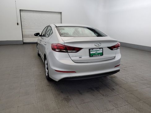 Used 2018 Hyundai Elantra SE w/ Cargo Package FWD image 6