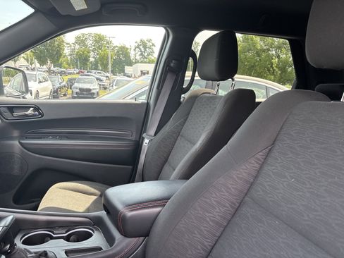 Used 2025 Dodge Durango GT w/ Blacktop Package RWD image 34