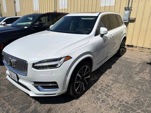 Used 2023 Volvo XC90 B5 Plus w/ Protection Package Premier AWD/4WD image 2