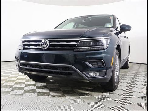 Used 2019 Volkswagen Tiguan S AWD/4WD image 2