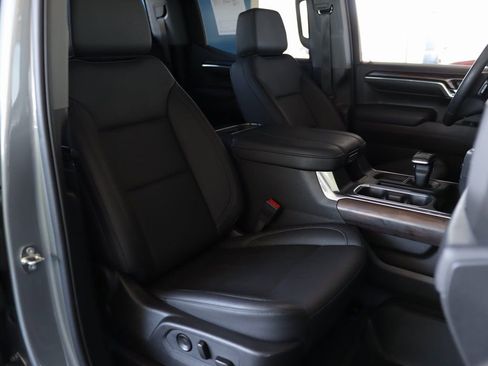 Used 2024 GMC Sierra 1500 SLT w/ SLT Premium Plus Package image 33