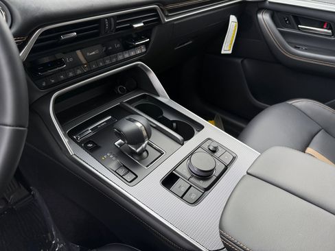 New 2026 MAZDA CX-90 Plug-In Hybrid w/ Premium Plus image 13