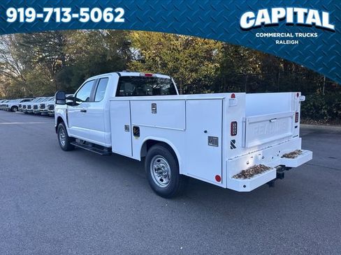 New 2026 Ford F250 XL w/ XL Chrome Package image 6