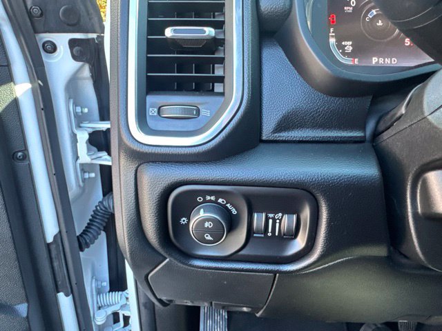 Used 2026 RAM 2500 Laramie AWD/4WD image 16