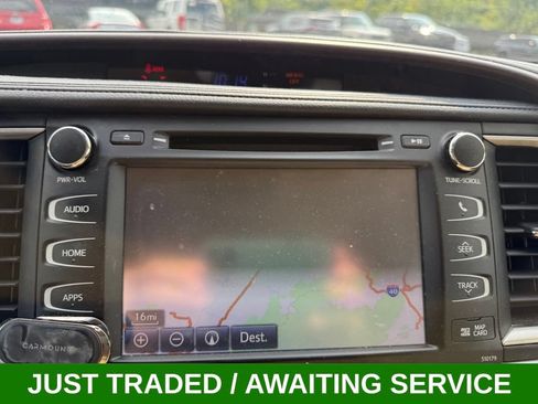 Used 2017 Toyota Highlander XLE w/ Carpet Mat Package AWD/4WD image 29