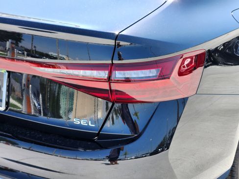 New 2025 Volkswagen Jetta SEL image 10