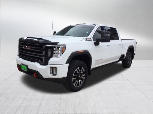 Used 2021 GMC Sierra 2500 AT4 w/ AT4 Premium Plus Package AWD/4WD image 2
