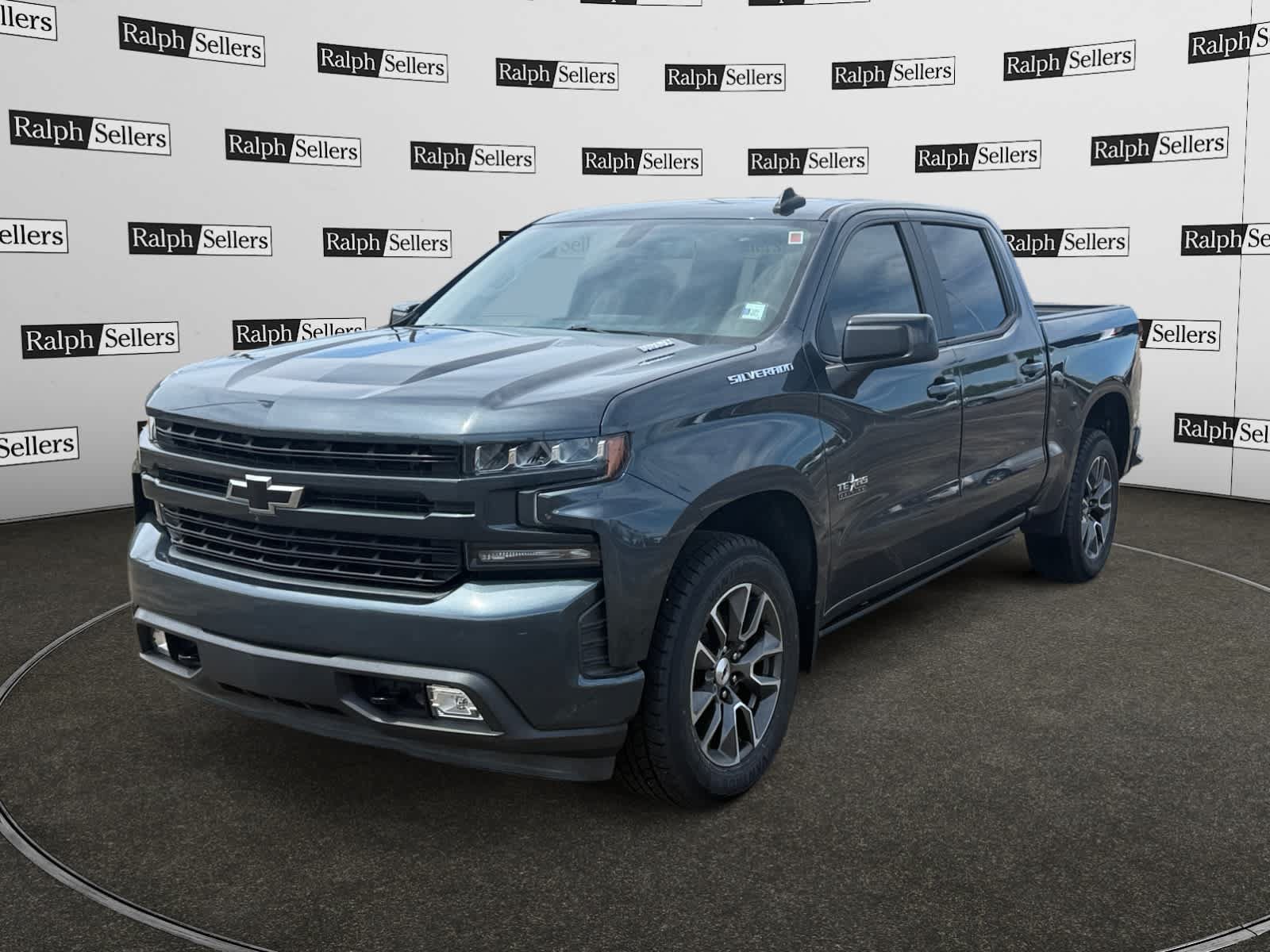 Used 2020 Chevrolet Silverado 1500 RST w/ Texas Edition RWD image 2